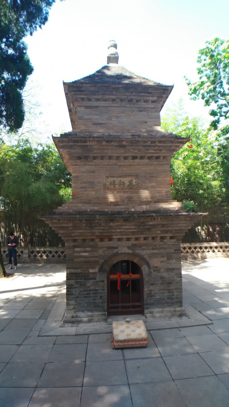 6c2faea6d383f8b0a84d3c6a732e72ba_1679445357_0853.jpg